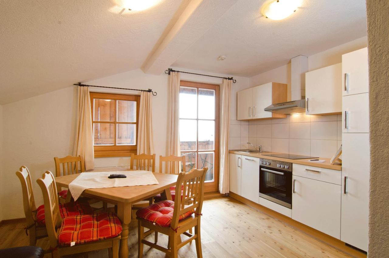 Weberstube Weberhaus Zollhaus Zollstoeckl Apartment โอเบอร์ทิลลิอาค ภายนอก รูปภาพ