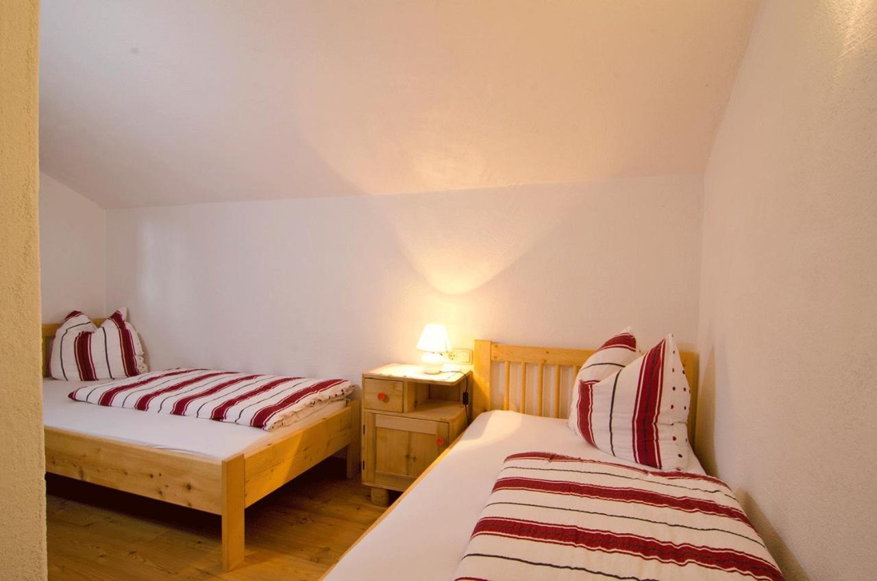 Weberstube Weberhaus Zollhaus Zollstoeckl Apartment โอเบอร์ทิลลิอาค ภายนอก รูปภาพ