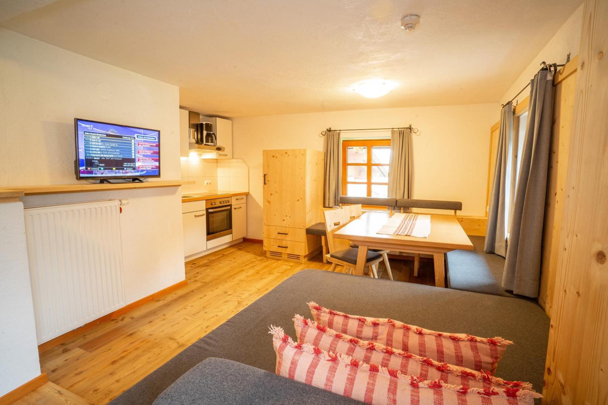 Weberstube Weberhaus Zollhaus Zollstoeckl Apartment โอเบอร์ทิลลิอาค ภายนอก รูปภาพ