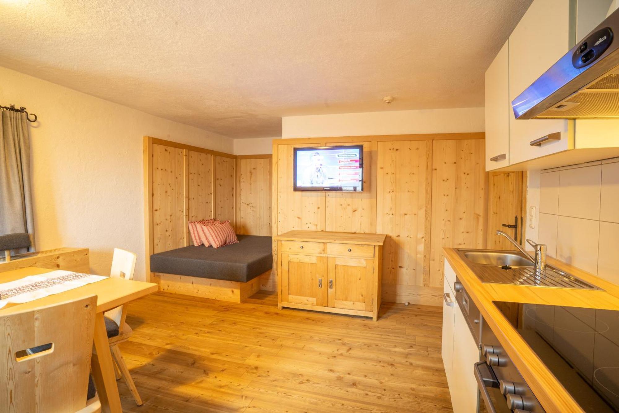 Weberstube Weberhaus Zollhaus Zollstoeckl Apartment โอเบอร์ทิลลิอาค ภายนอก รูปภาพ