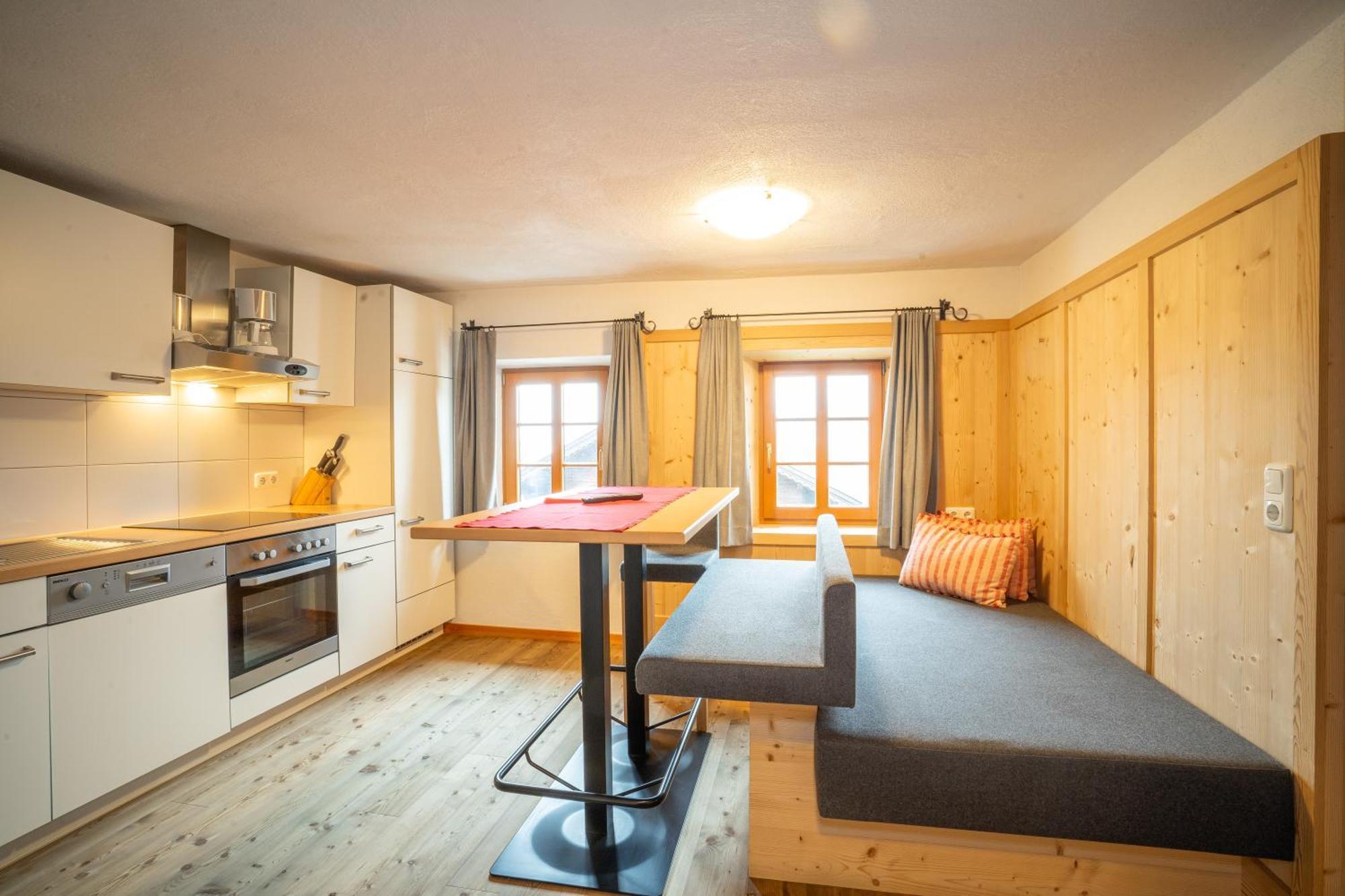 Weberstube Weberhaus Zollhaus Zollstoeckl Apartment โอเบอร์ทิลลิอาค ภายนอก รูปภาพ